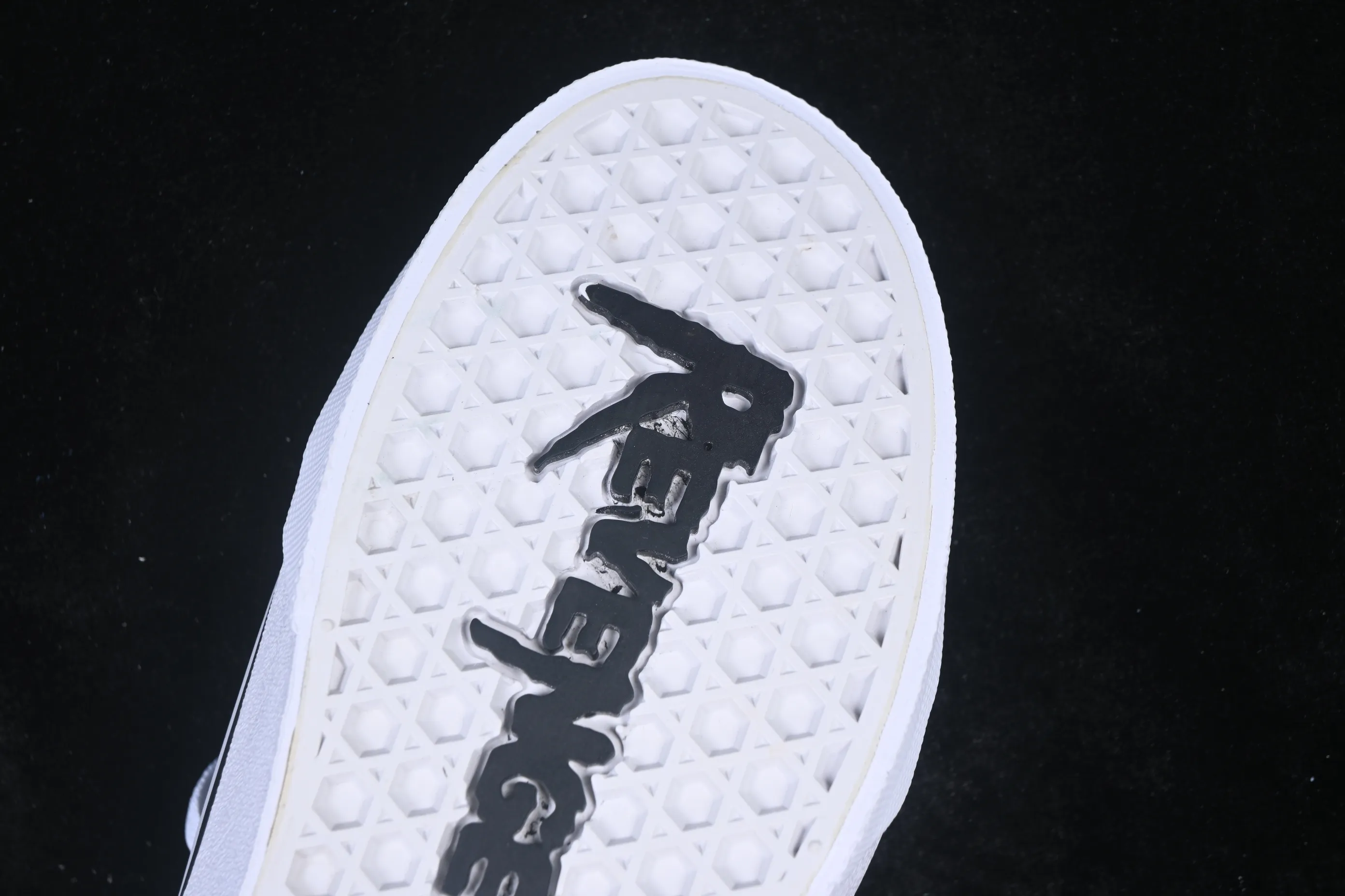 All categories Vans Vans series Vans Low Vans low-top Revenge x Storm Old Skool Lightning joint low-top casual sneakers black and white